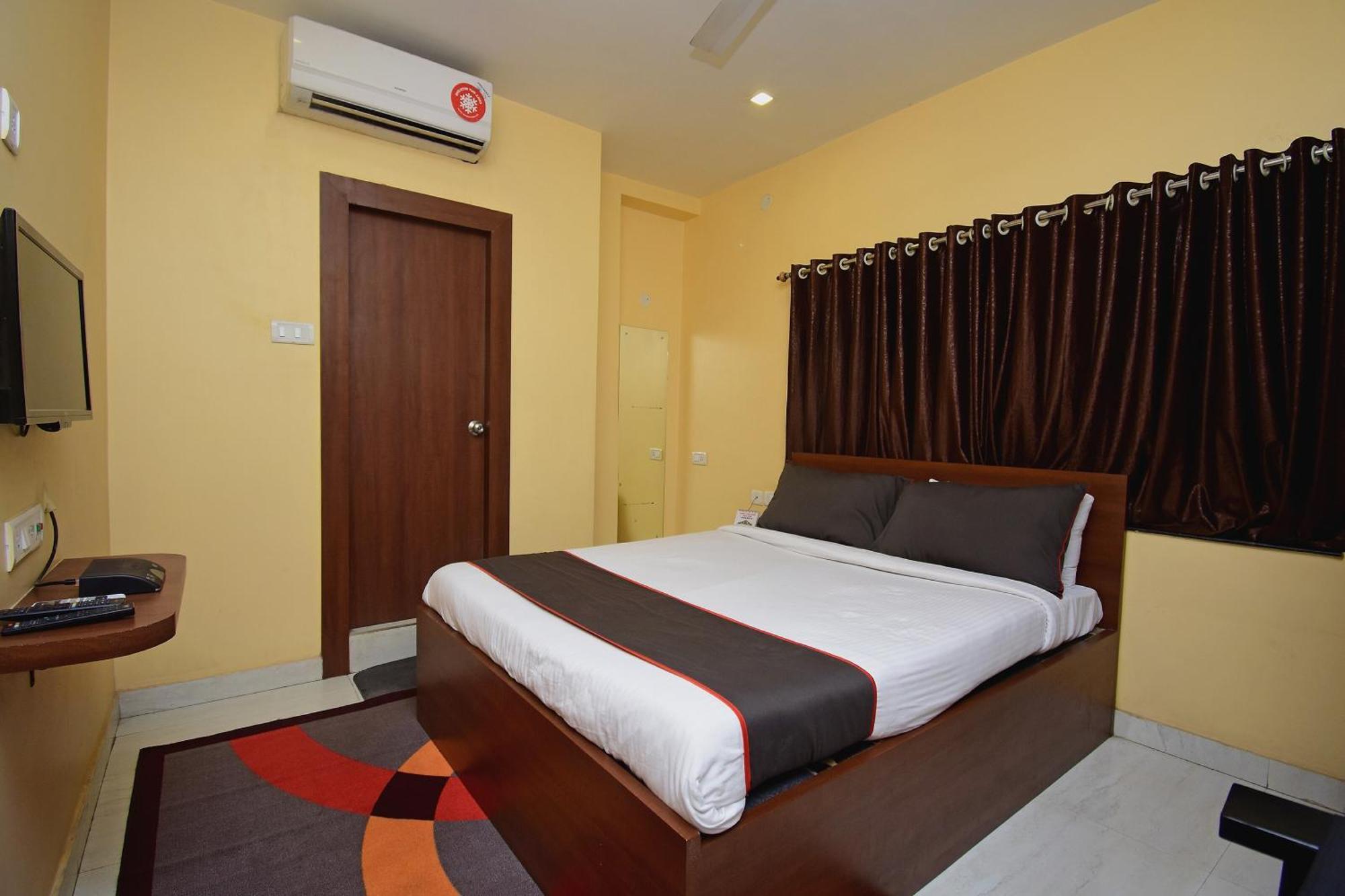 ホテル Super Collection O Gokul Residency Near Emami City Dumdum Opposite Raja Palace Dum Dum エクステリア 写真